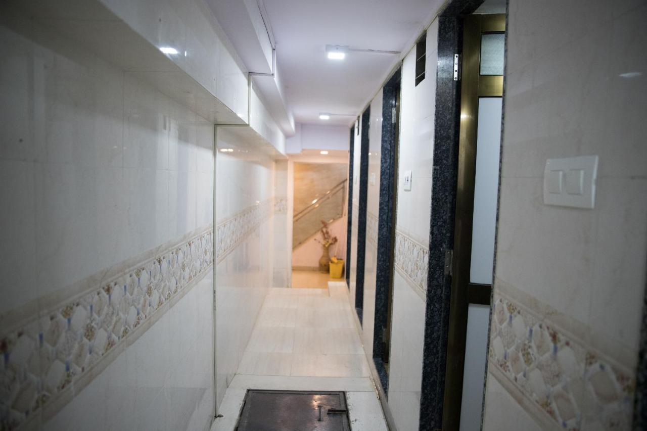 Hotel Alibaba Mumbai  Buitenkant foto