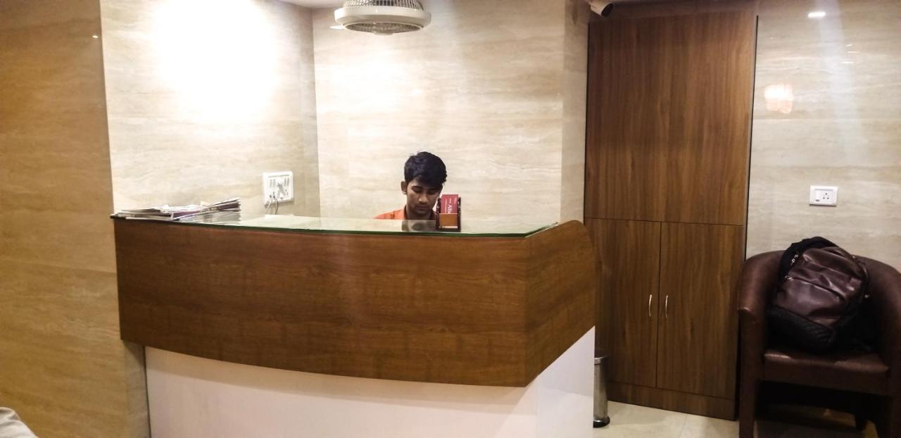 Hotel Alibaba Mumbai  Buitenkant foto