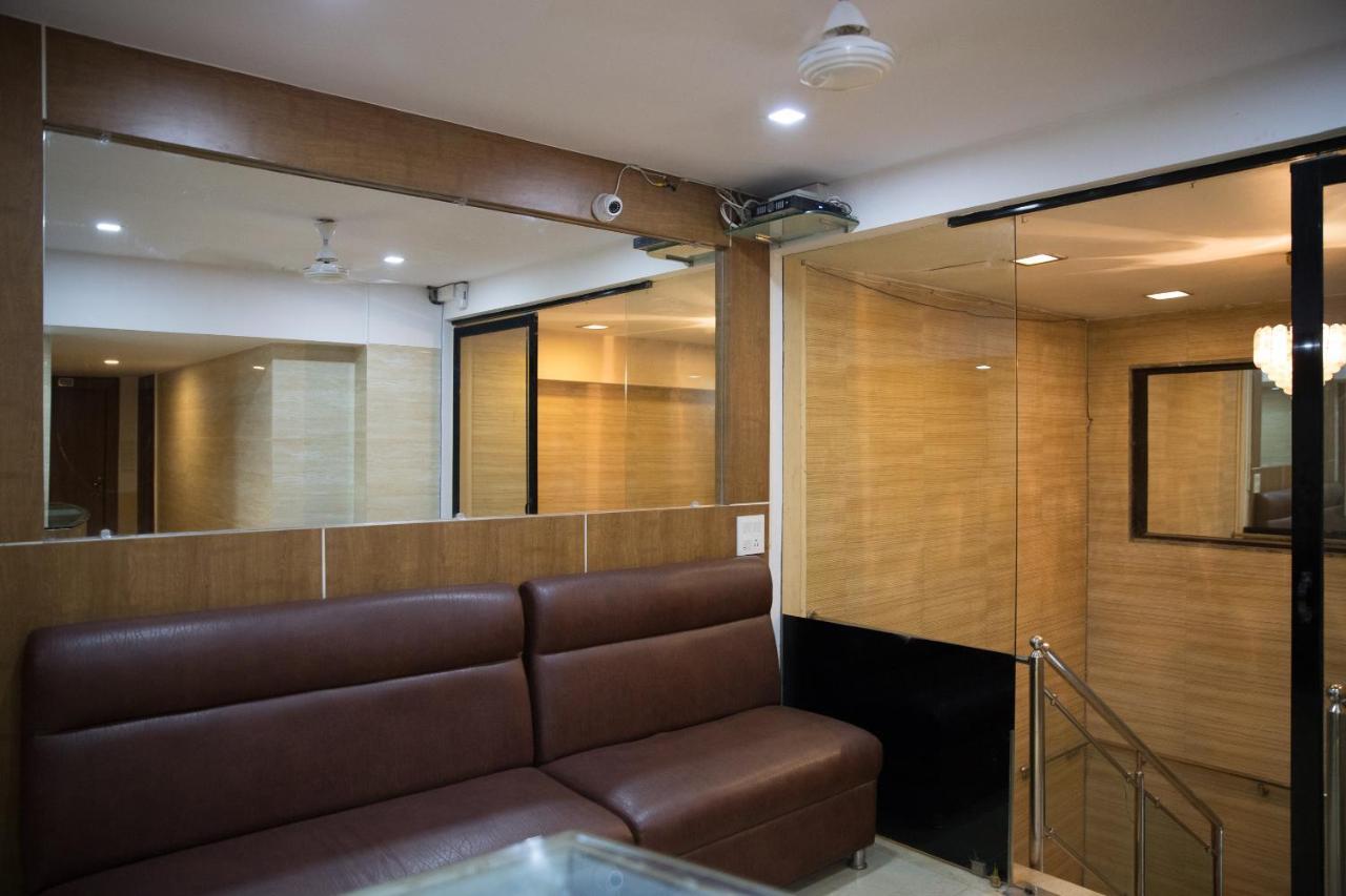 Hotel Alibaba Mumbai  Buitenkant foto