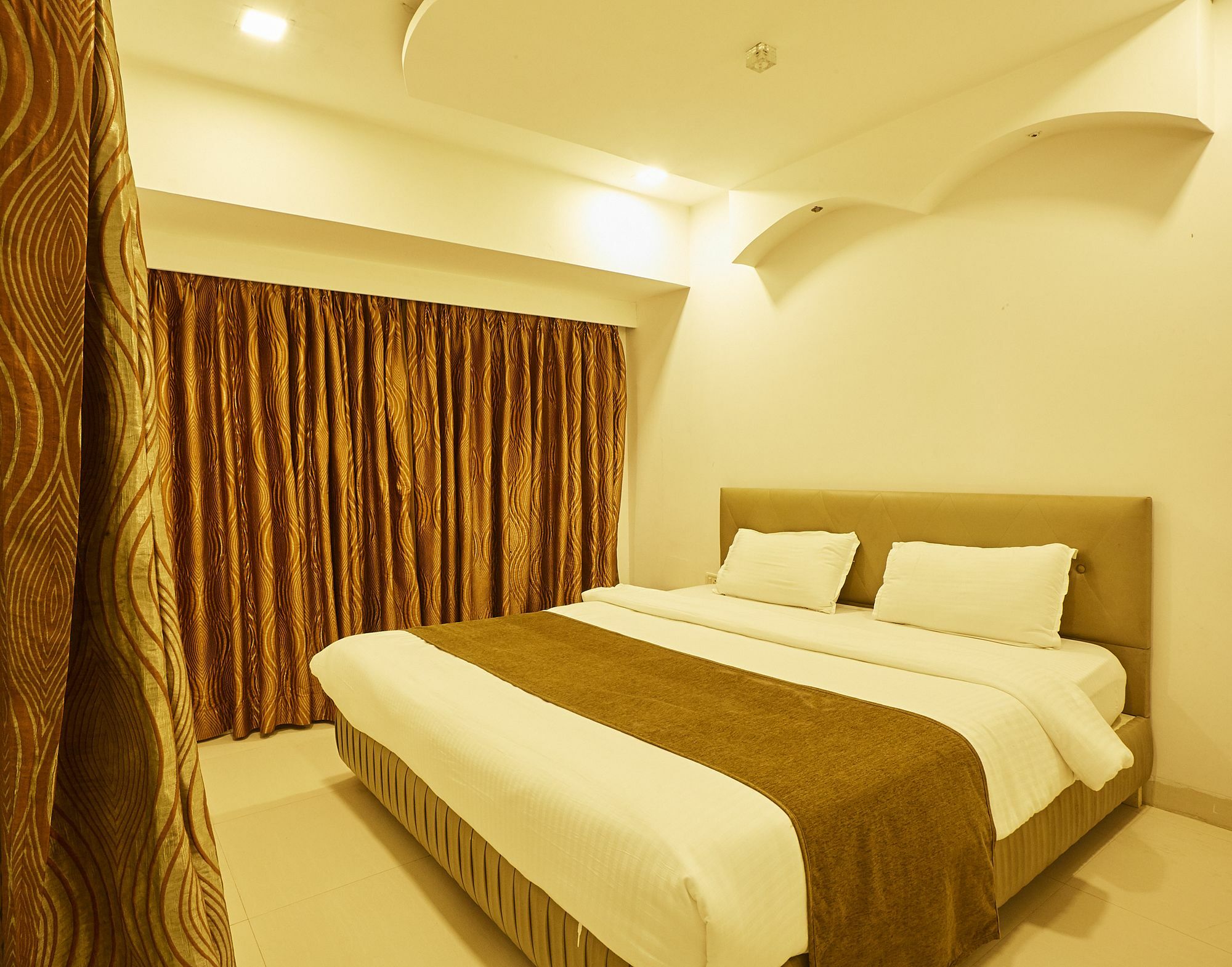 Hotel Alibaba Mumbai  Buitenkant foto